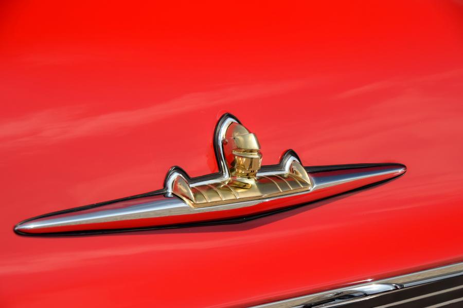 Детали экстерьера Lincoln Premiere Hardtop Coupe (60B) 1956 года  (фото 4 из 15)